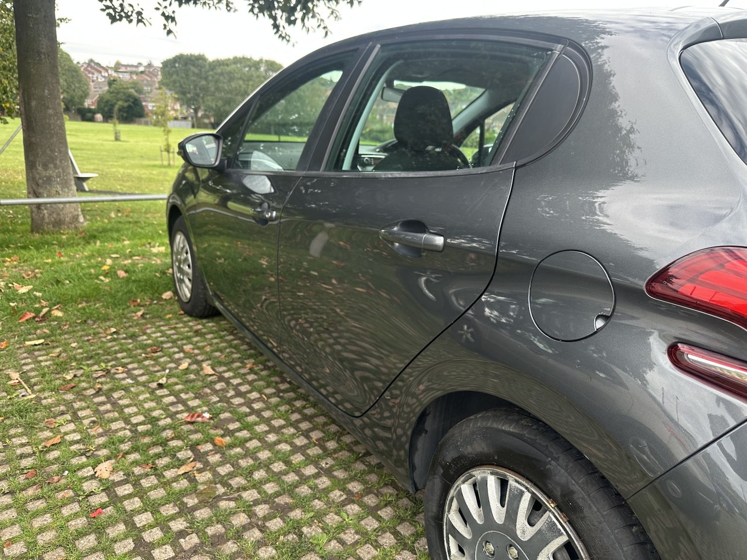 Used Peugeot 208 2016 for sale - 76649838: Photo 44
