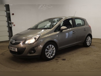 Vauxhall - Corsa