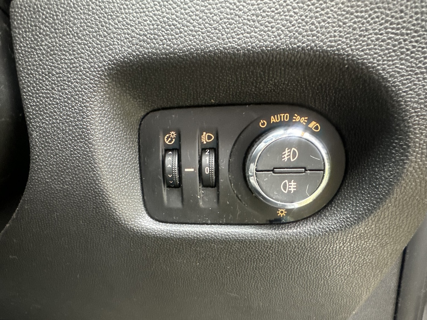 Used Vauxhall Corsa 2014 for sale - 75913114: Photo 32