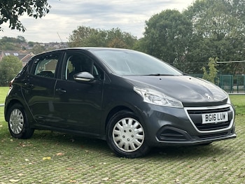Used Peugeot 208 2016 for sale - 76076016: Photo