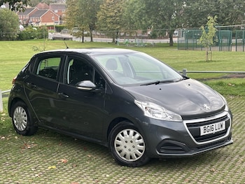 Used Peugeot 208 2016 for sale - 76076016: Photo