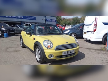 Used MINI Convertible 2010 for sale - 75670222: Photo