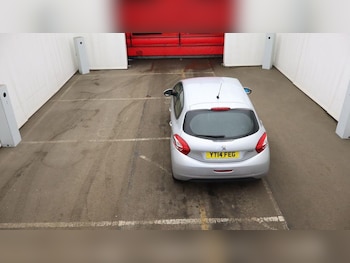 Used Peugeot 208 2014 for sale - 75965400: Photo