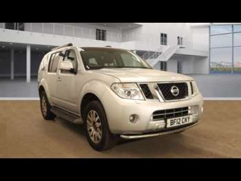 (12) - 2.5 dCi Tekna 4WD Euro 5 5dr