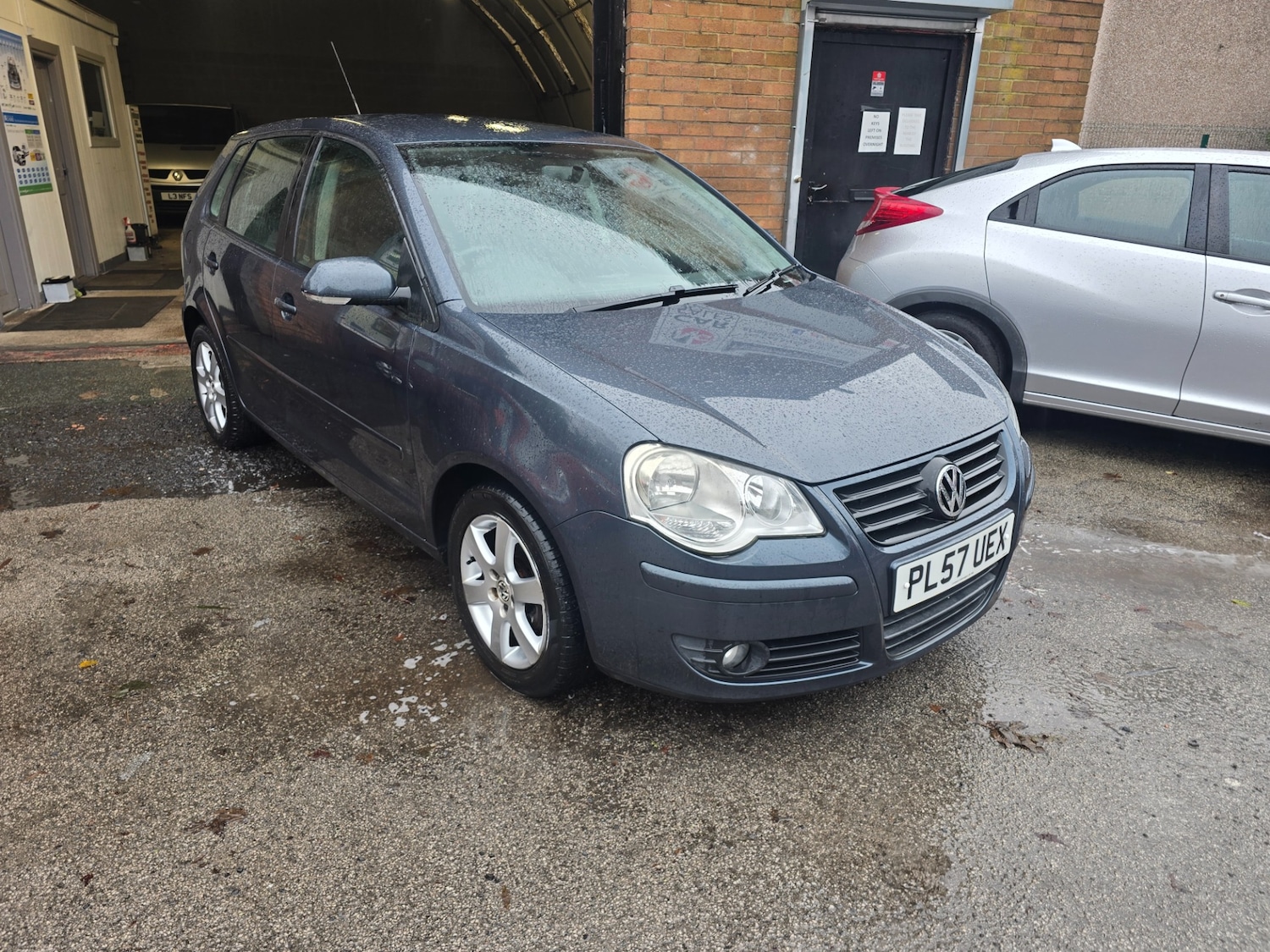 Used Volkswagen Polo 2008 for sale - 76719488: Photo 1