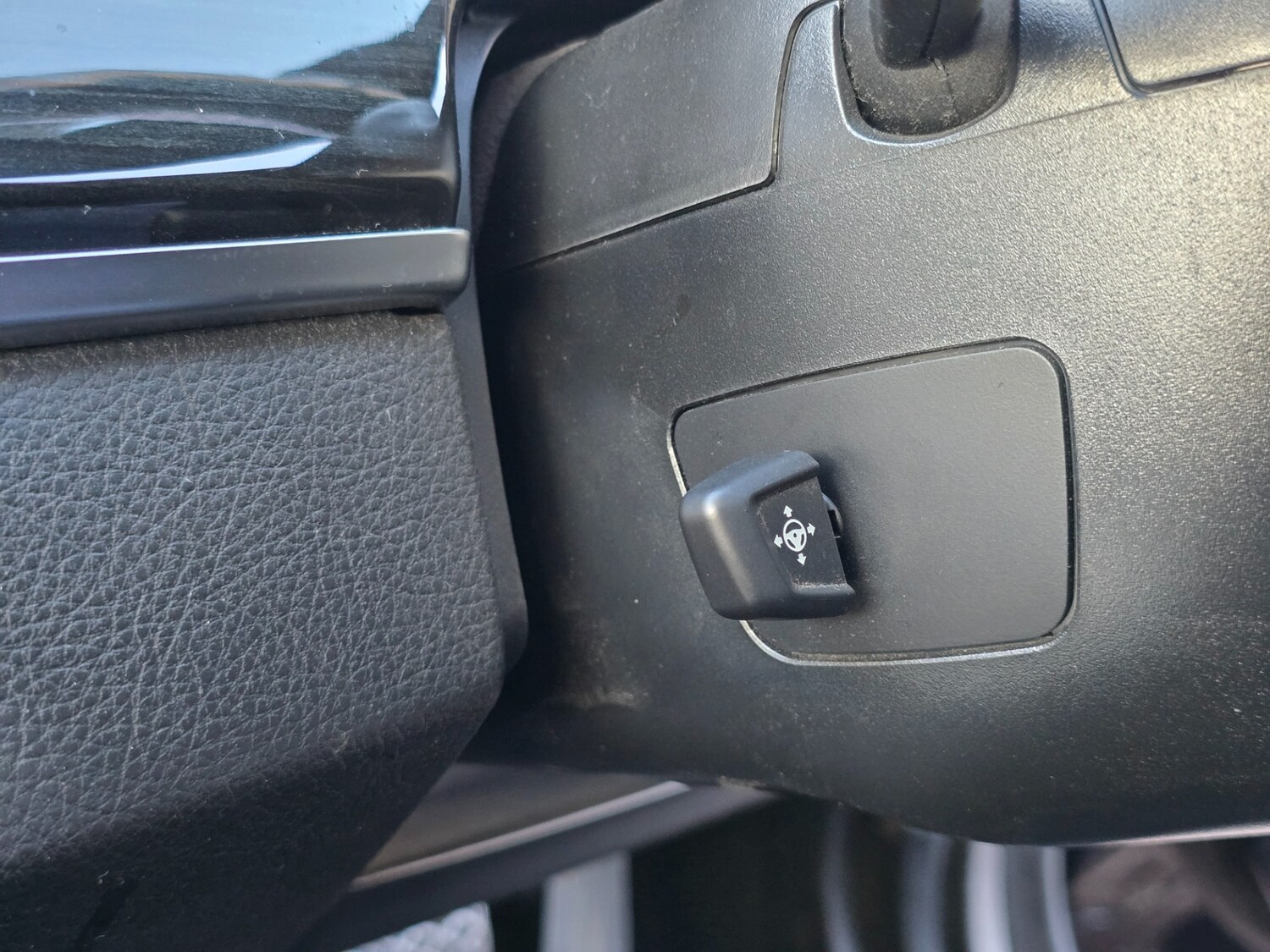 Used BMW 5 Series 2015 for sale - 76220529: Photo 24