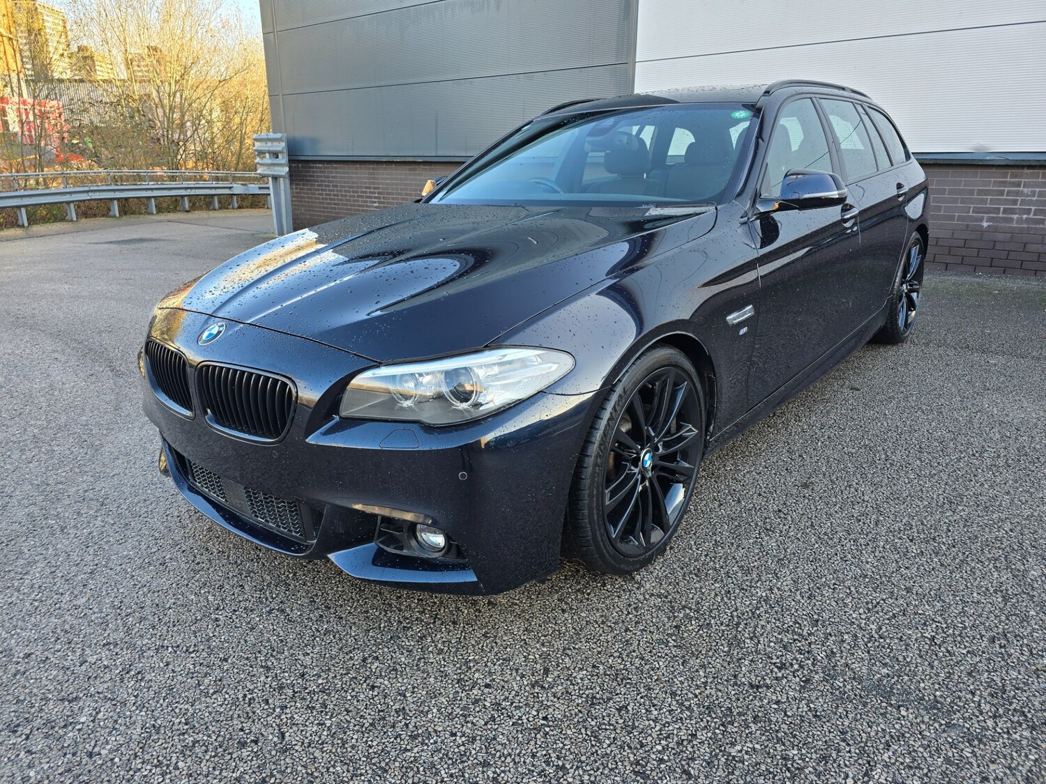 Used BMW 5 Series 2015 for sale - 76220529: Photo 3