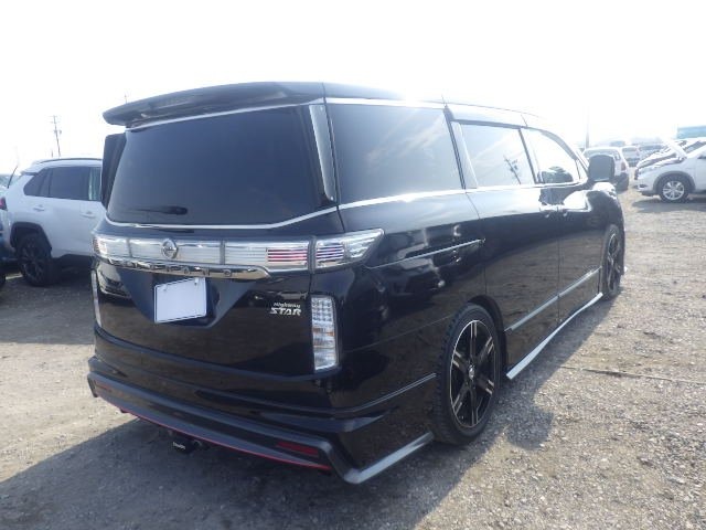 Used Nissan Elgrand 2014 for sale - 76829616: Photo 10