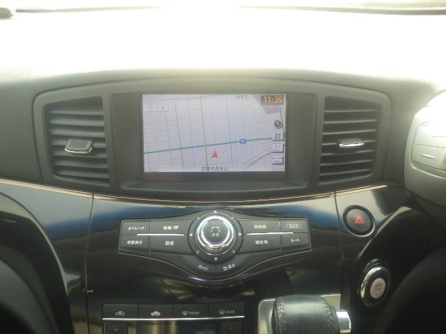 Used Nissan Elgrand 2014 for sale - 76829616: Photo 23