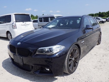 Used BMW 5 Series 2015 for sale - 75903048: Photo