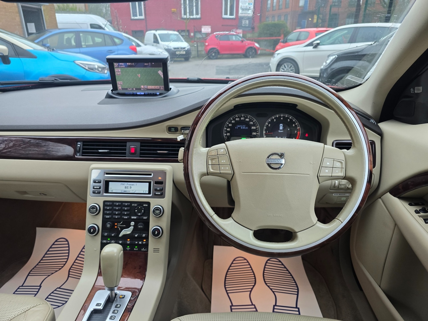 Used Volvo V70 2008 for sale - 77135749: Photo 10