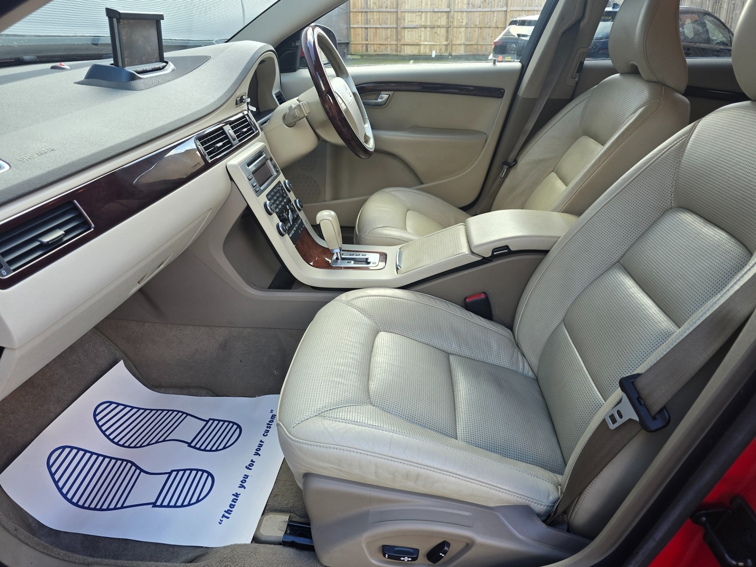 Used Volvo V70 2008 for sale - 77135749: Photo 12