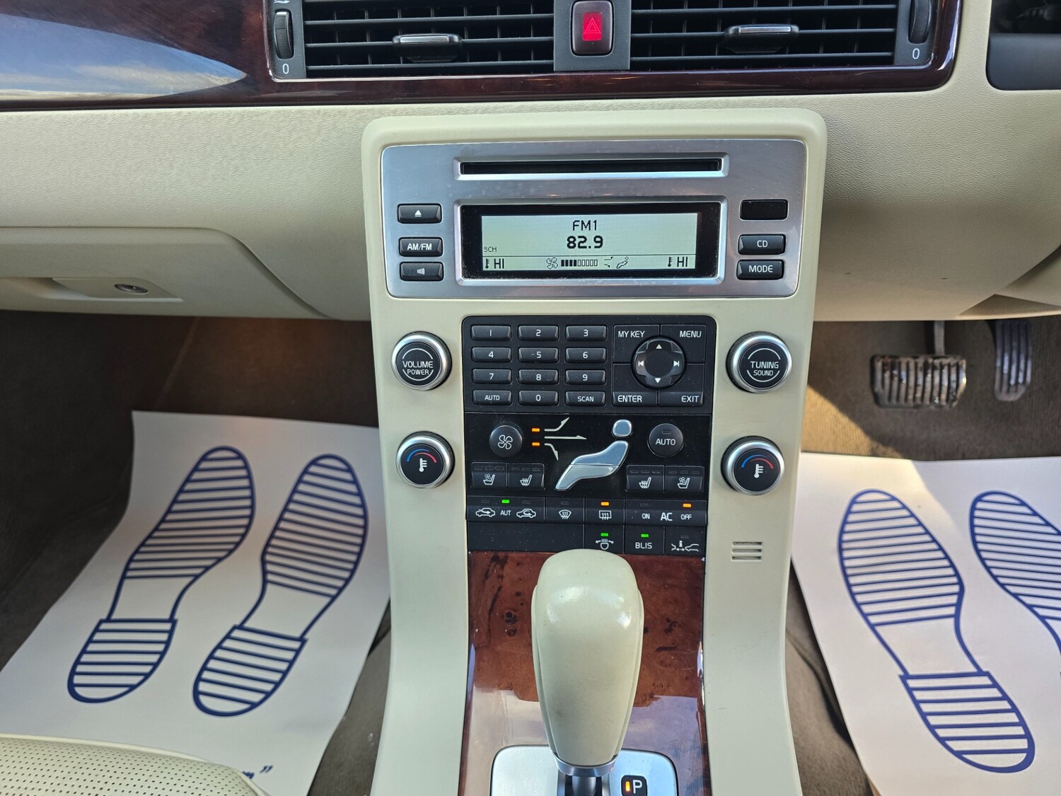 Used Volvo V70 2008 for sale - 77135749: Photo 14