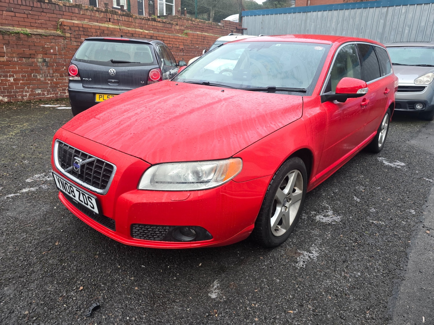 Used Volvo V70 2008 for sale - 77135749: Photo 3
