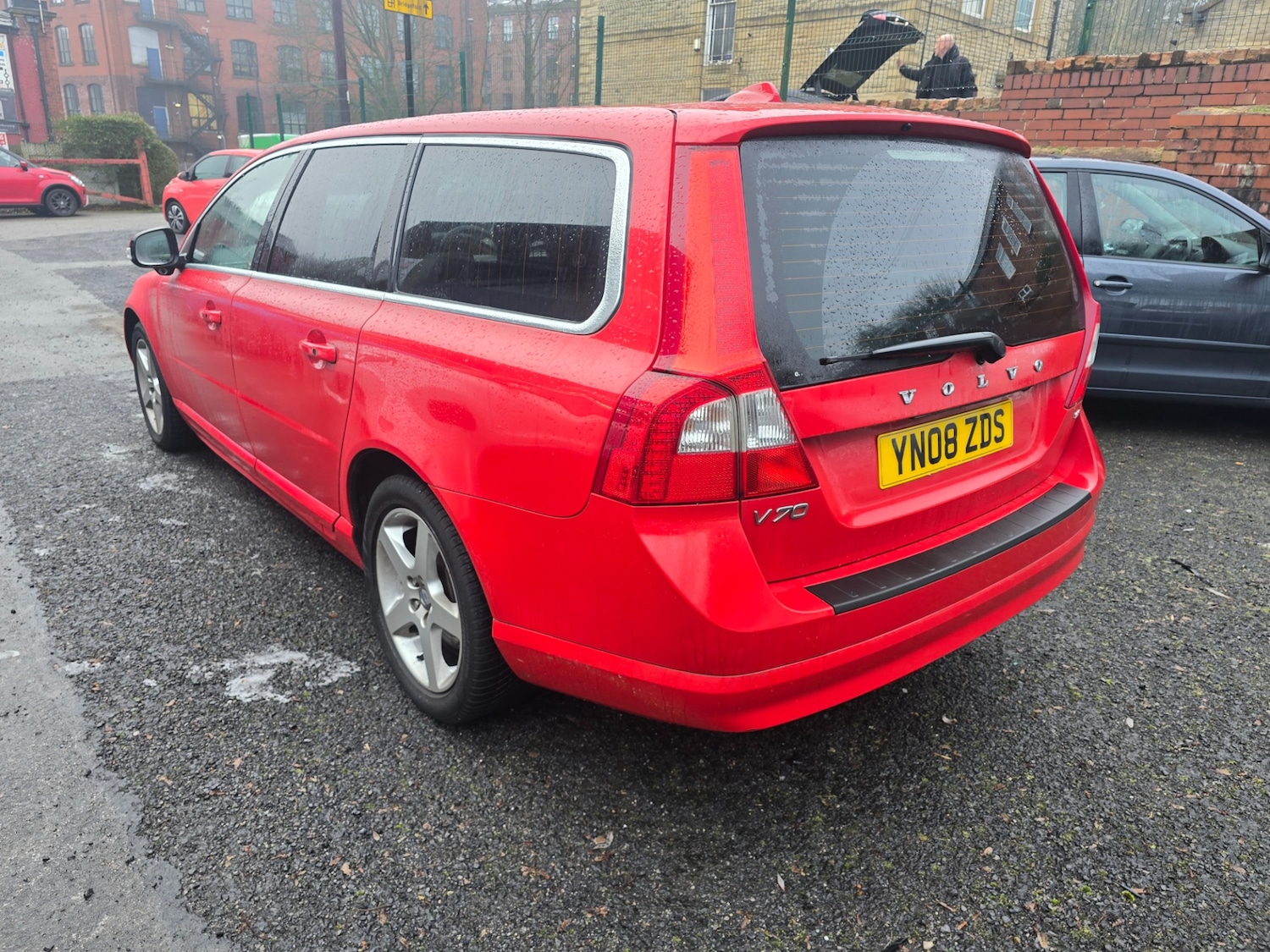 Used Volvo V70 2008 for sale - 77135749: Photo 4