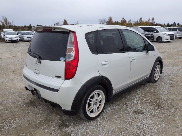 Used Mitsubishi Colt 2006 for sale - 76807797: Photo 2