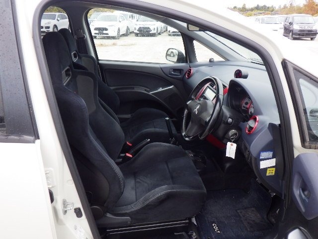 Used Mitsubishi Colt 2006 for sale - 76807797: Photo 5