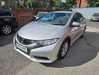 Used Honda Civic 2012 for sale - 76035704: Photo