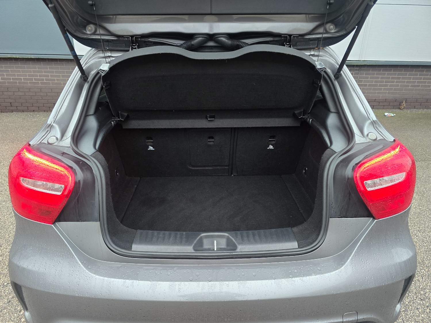 Used Mercedes-Benz A-Class 2017 for sale - 77233650: Photo 6