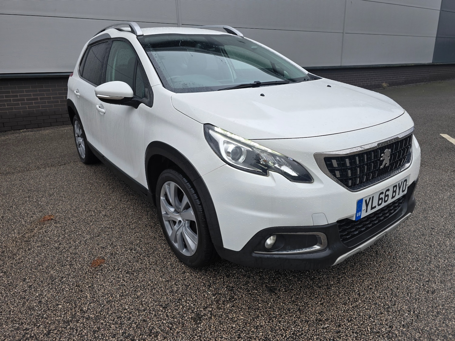 Used Peugeot 2008 2017 for sale - 75944925: Photo 1