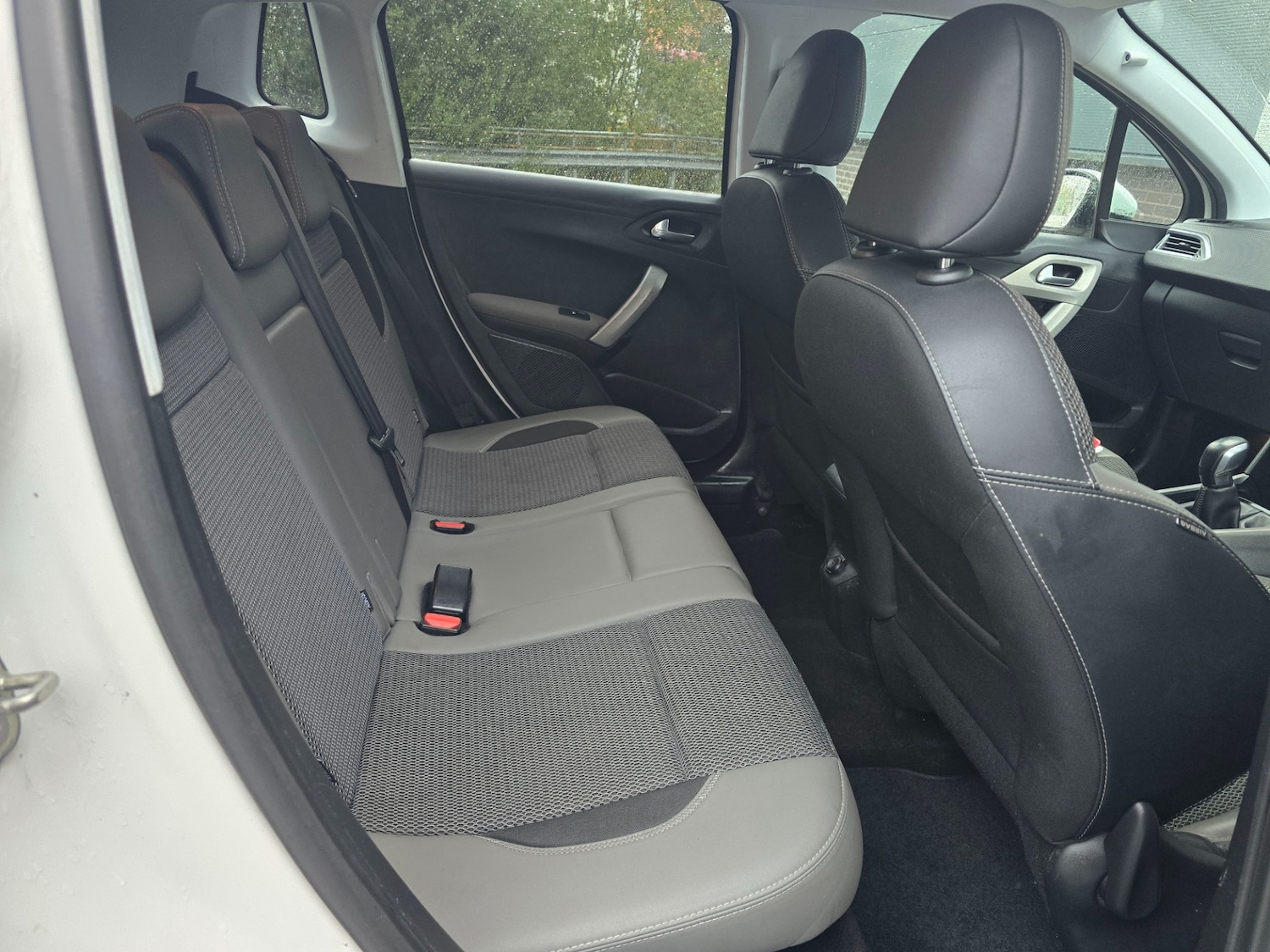 Used Peugeot 2008 2017 for sale - 75944925: Photo 11