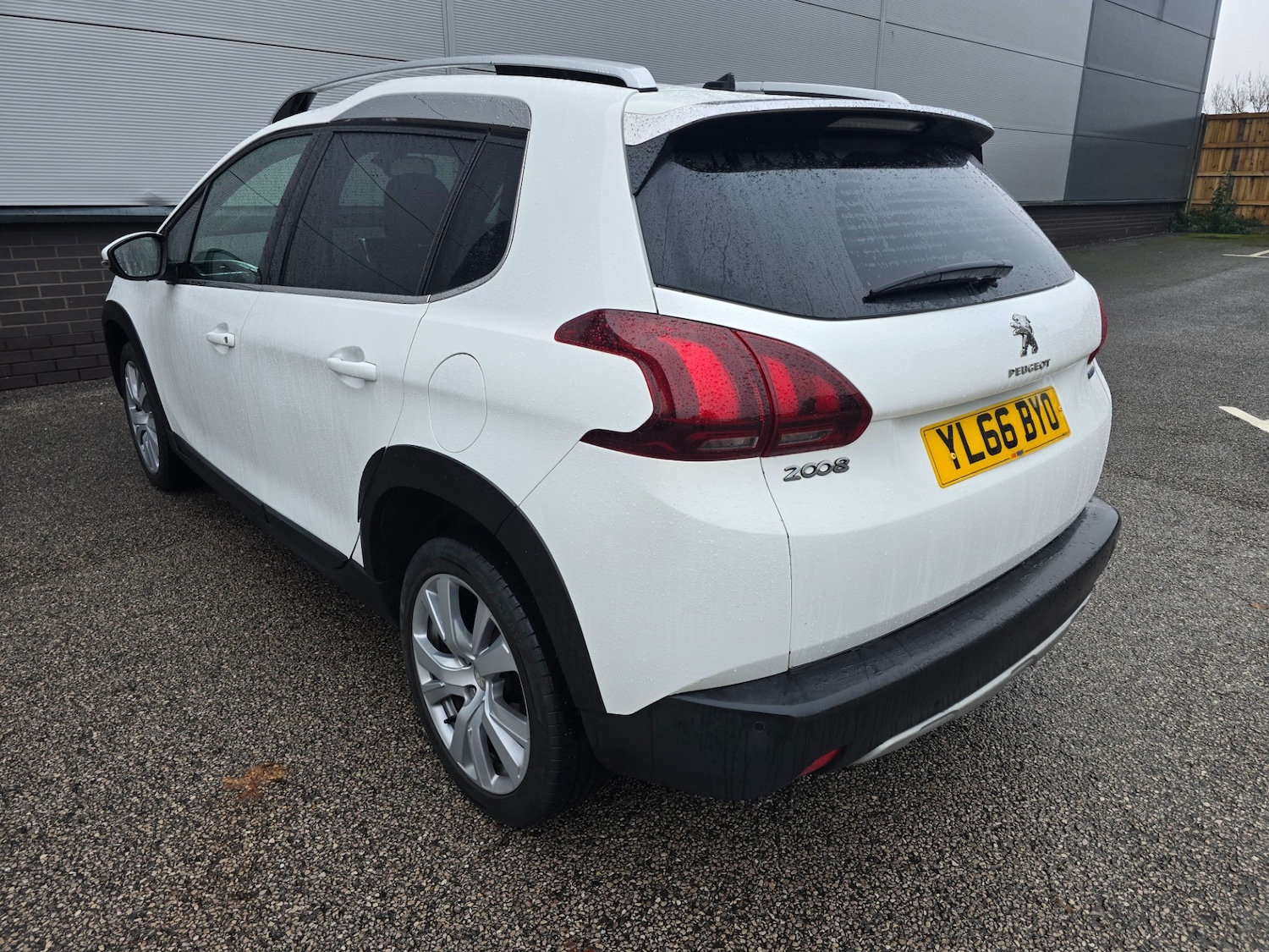 Used Peugeot 2008 2017 for sale - 75944925: Photo 9