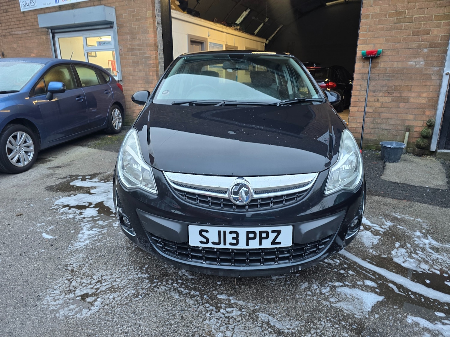 Used Vauxhall Corsa 2013 for sale - 77640409: Photo 2