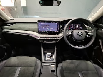 Used Skoda Octavia 2024 for sale - 76459631: Photo