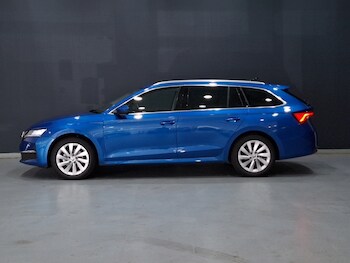 Used Skoda Octavia 2024 for sale - 76459631: Photo