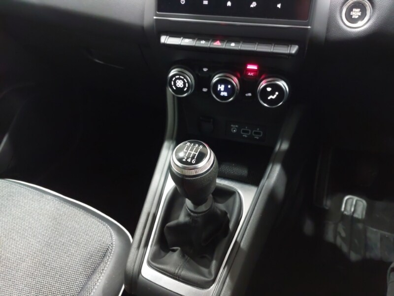 Used Renault Captur 2022 for sale - 77948957: Photo 12