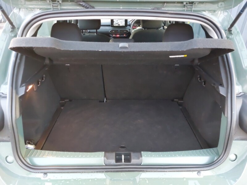 Used Dacia Sandero Stepway 2024 for sale - 77025031: Photo 8