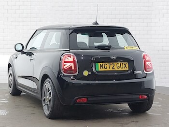 Used MINI Hatch 2023 for sale - 77912665: Photo