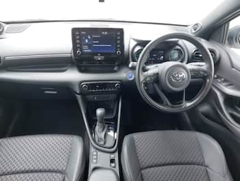 Used Toyota Yaris 2022 for sale - 79812667: Photo