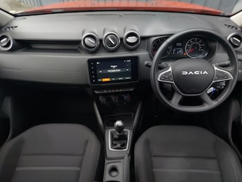 Used Dacia Duster 2023 for sale - 77467138: Photo