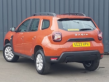 Used Dacia Duster 2023 for sale - 77467138: Photo
