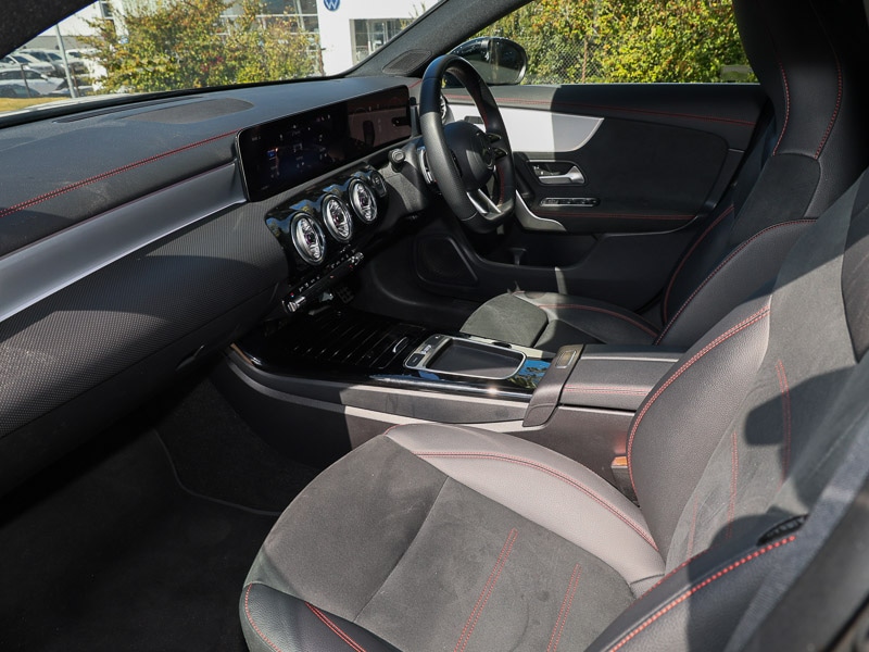 Used Mercedes-Benz CLA 2024 for sale - 76548557: Photo 5