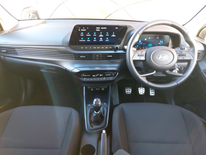 Used Hyundai BAYON 2024 for sale - 76799943: Photo 2