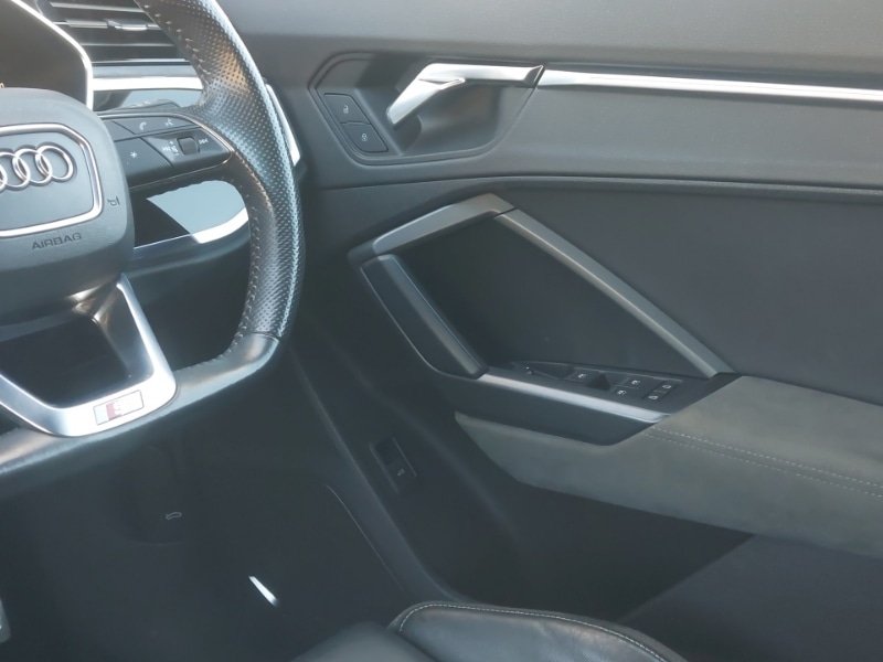 Used Audi Q3 2020 for sale - 76465882: Photo 10