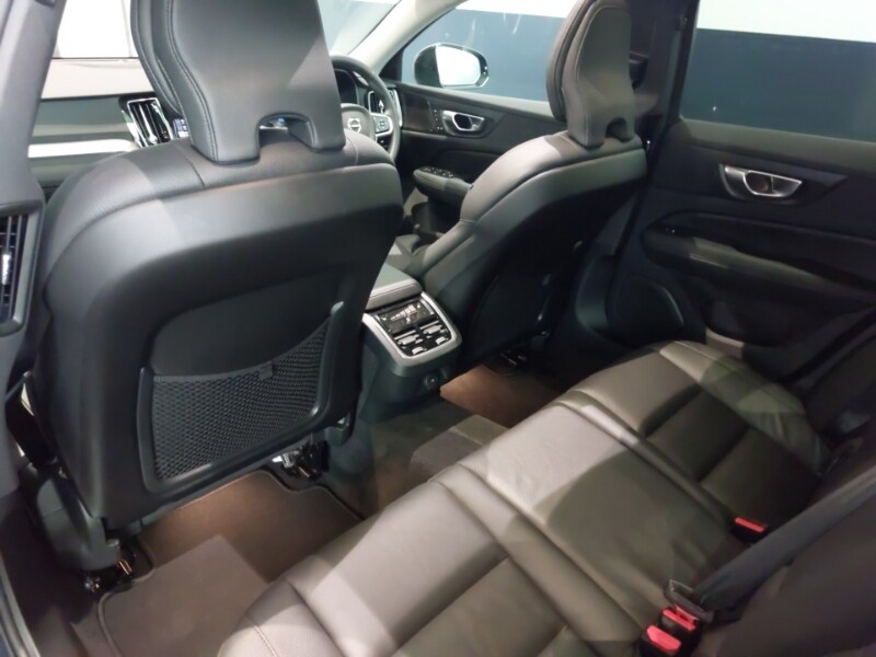 Used Volvo V60 2025 for sale - 77817206: Photo 6