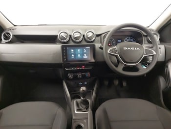 Used Dacia Duster 2023 for sale - 77630638: Photo