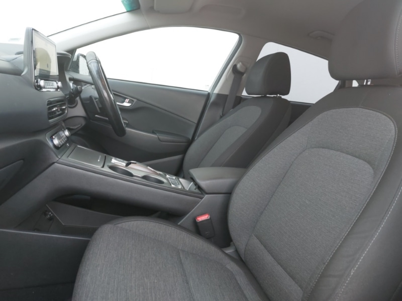 Used Hyundai KONA 2022 for sale - 76502617: Photo 5