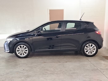 Used Renault Clio 2025 for sale - 79510554: Photo
