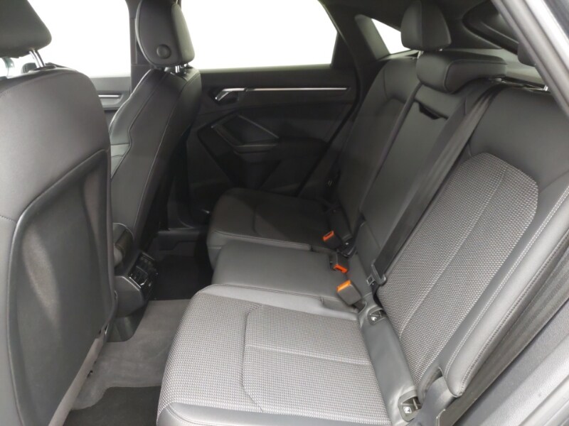 Used Audi Q3 2023 for sale - 77197232: Photo 6