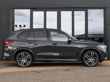 Used BMW X5 2022 for sale - 79454999: Photo
