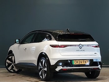 Used Renault Megane E Tech 2024 for sale - 77405769: Photo