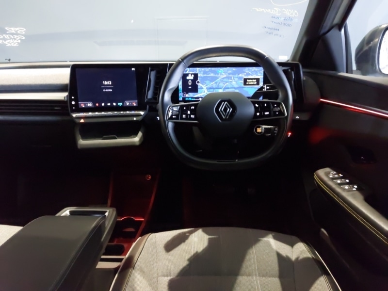 Used Renault Megane E Tech 2024 for sale - 77405769: Photo 7