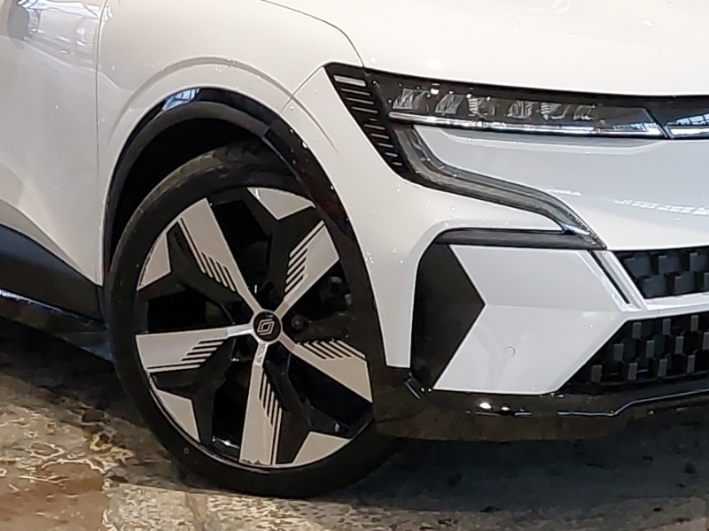 Used Renault Megane E Tech 2024 for sale - 77405769: Photo 9