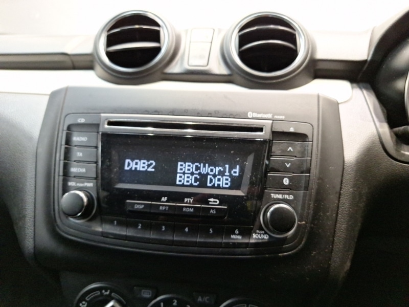 Used Suzuki Swift 2020 for sale - 77597440: Photo 10