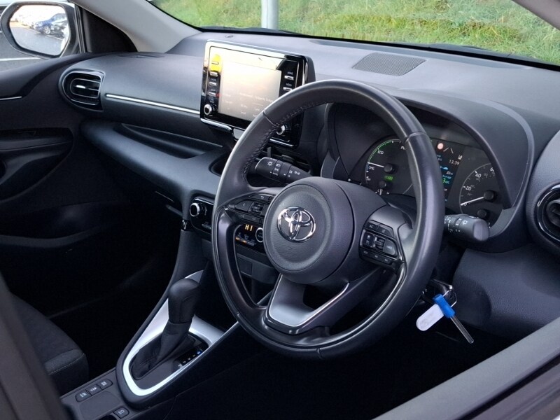 Used Toyota Yaris 2023 for sale - 77184126: Photo 12