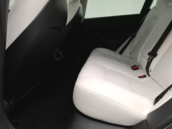 Used Tesla Model 3 2021 for sale - 76293861: Photo 6